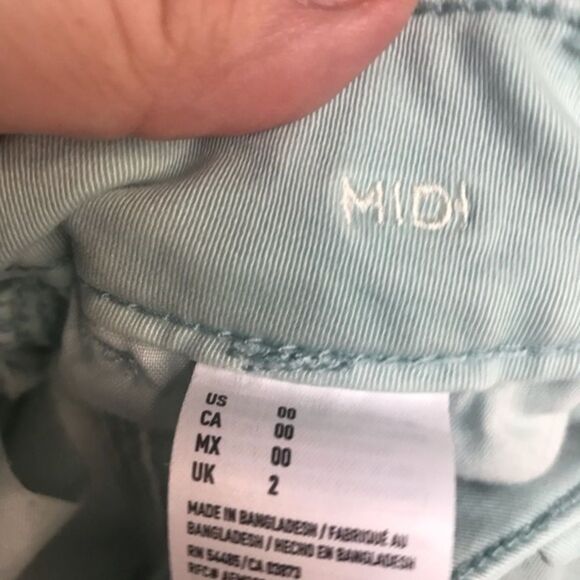 AMERICAN EAGLE  Stretch MIDI shorts sea green size 0 - Picture 4 of 6